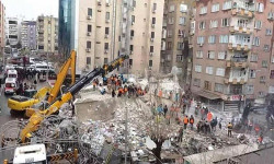 Depremin Sessiz Kahramanları Vinç Sektörü Oldu